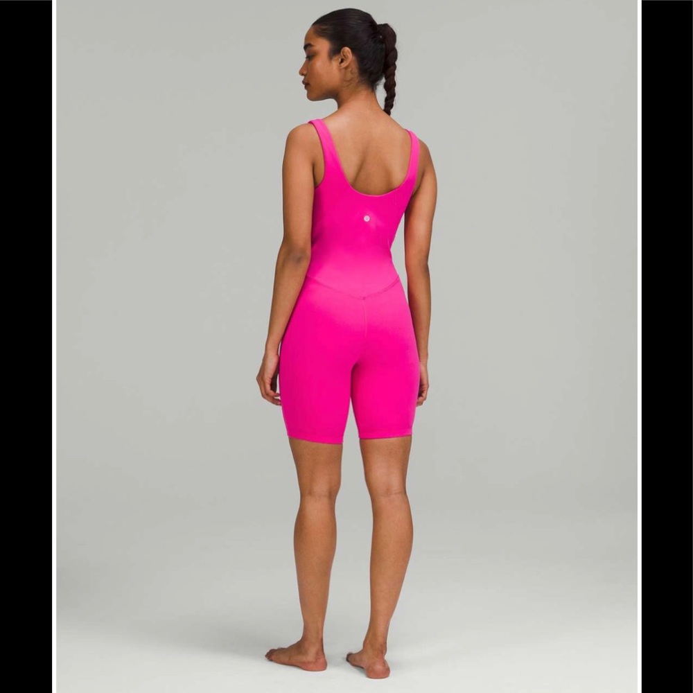Lululemon Align Onesie 8" in Sonic Pink Size 12 - Picture 2 of 5